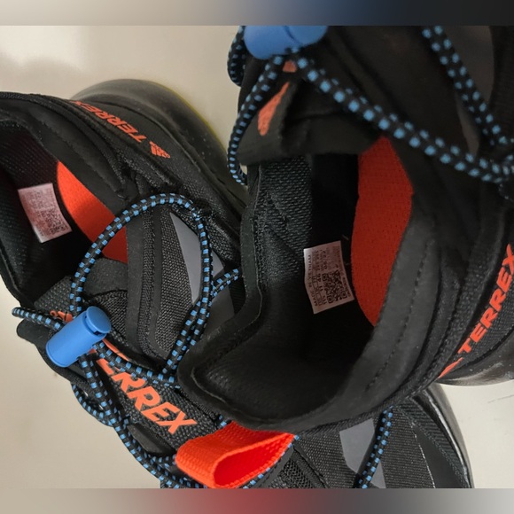 adidas Terrex Voyager 21 Canvas 'Black Orange Gum'
sneakers men’s size 11.5 NEW! - Picture 6 of 16